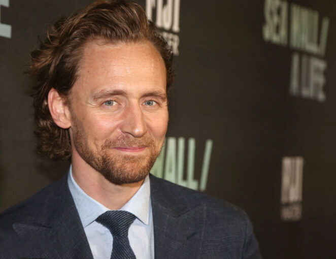 Tom Hiddleston Net Worth, Wife & Biography DiscoveryCentre