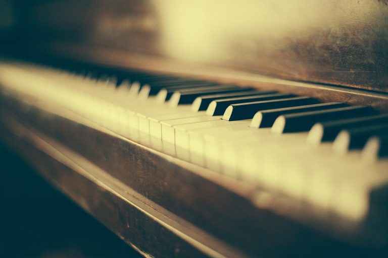 10-apps-for-online-piano-lessons-learn-and-play-anytime-anywhere